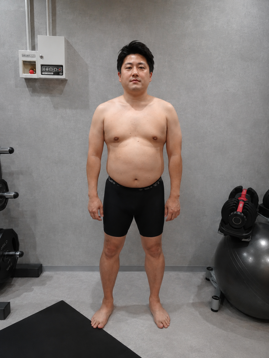 体脂肪改善プログラム開始前の側面立位